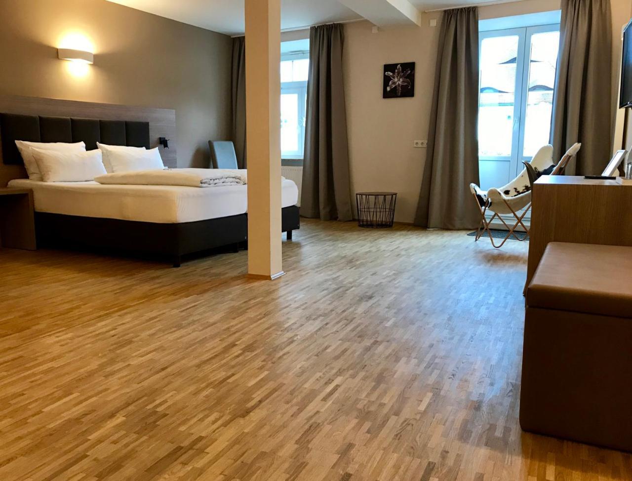 Gasthaus Schwan Riedenburg Dış mekan fotoğraf